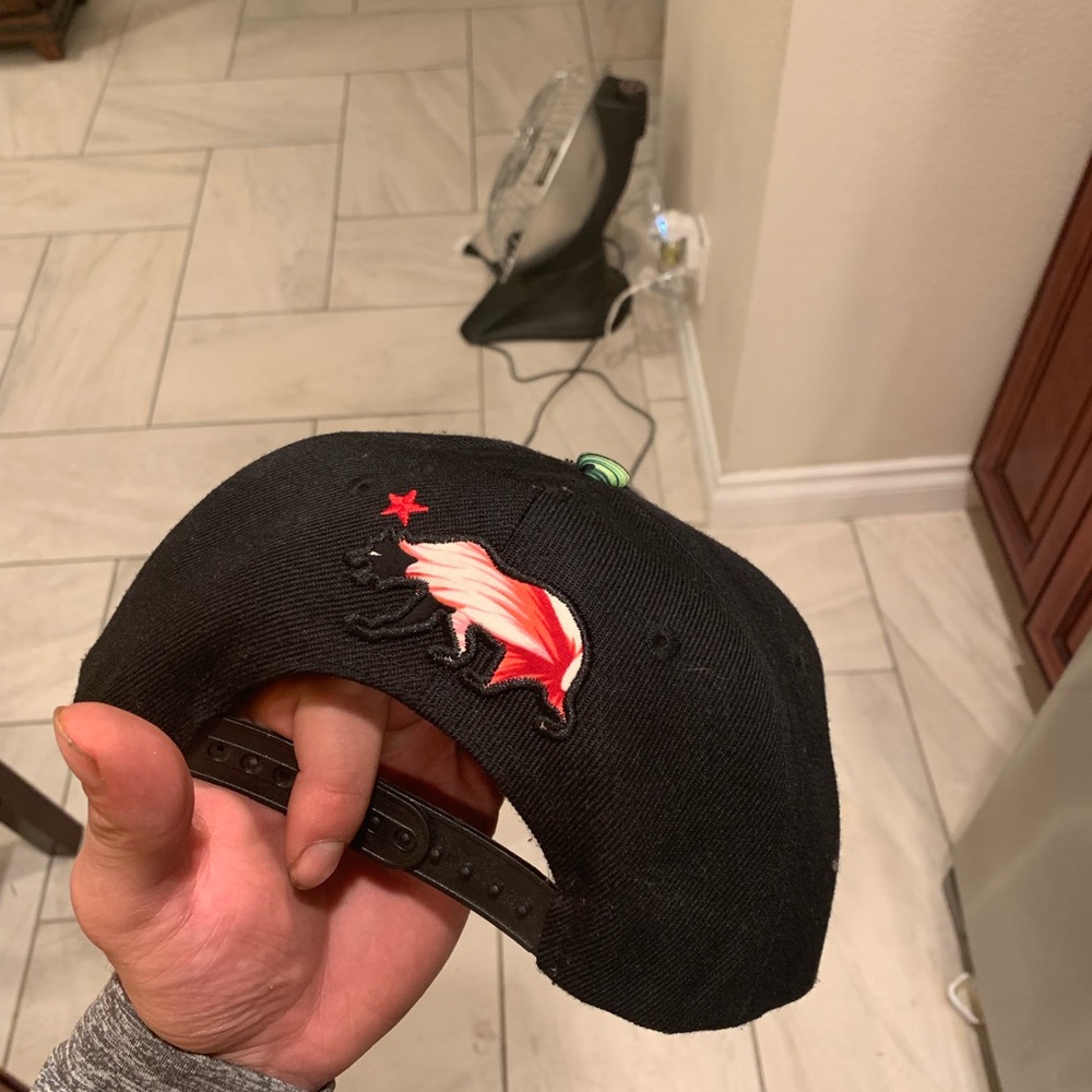 California Republic SnapBack - Picture 2 of 2
